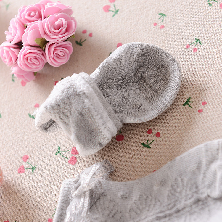Retro Lace Ruffle Ankle Length Socks