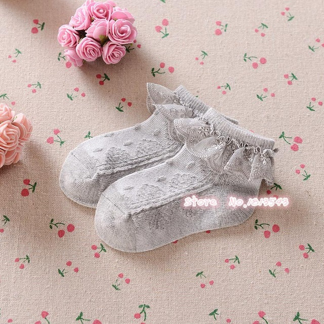 Retro Lace Ruffle Ankle Length Socks