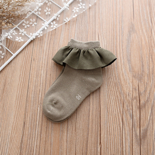 Cozy Ruffle Ankle Socks