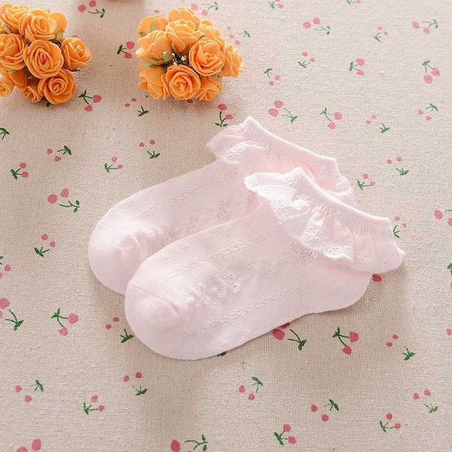 Retro Lace Ruffle Ankle Length Socks