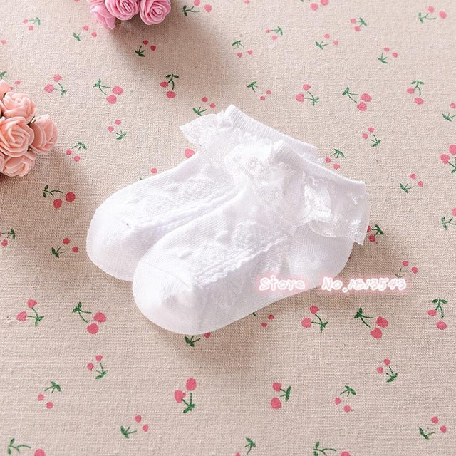 Retro Lace Ruffle Ankle Length Socks